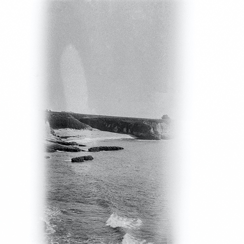 Imagen de apoyo de  MANOJLOVIC, N.: In This Valley, In These Suburbs / We Will Later Think It Silver (Places, People) (Armstrong, Condon, Emery, Manojlovic, Mayne)