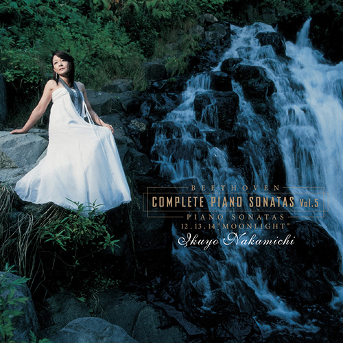 Imagen de apoyo de  BEETHOVEN, L. van: Piano Sonatas (Complete), Vol. 5 (Ikuyo Nakamichi)