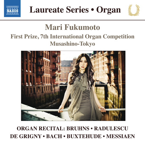 Imagen de apoyo de  Organ Recital: Fukumoto, Mari – BRUHNS, N. / RADULESCU, M. / GRIGNY, N. de / BACH, J.S. / BUXTEHUDE, D. / MESSIAEN, O.