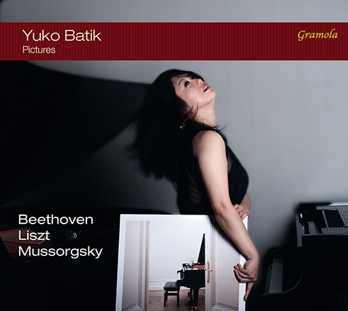 Imagen de apoyo de  Piano Recital: Batik, Yuko - BEETHOVEN, L. van / LISZT, F. / MUSSORGSKY, M.