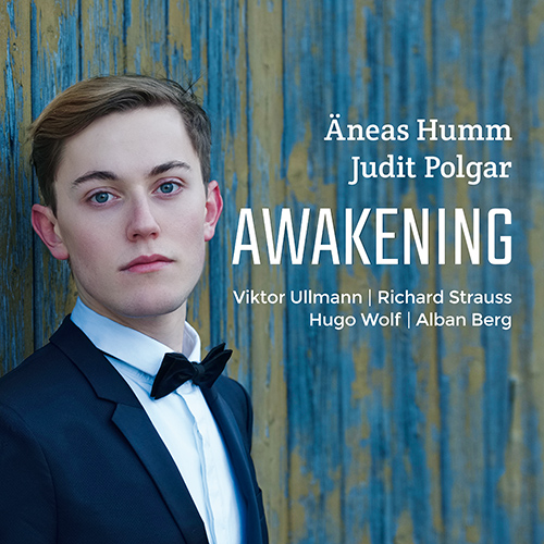 Imagen de apoyo de  Vocal Recital (Baritone): Humm, Äneas - BERG, A. / WOLF, H. / STRAUSS, R. / ULLMANN, V. (Awakening)